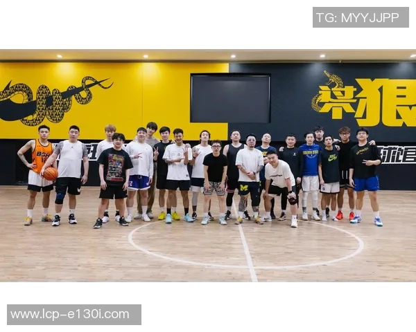 重庆篮球队灵活性分析与其他球队的全面对比探讨